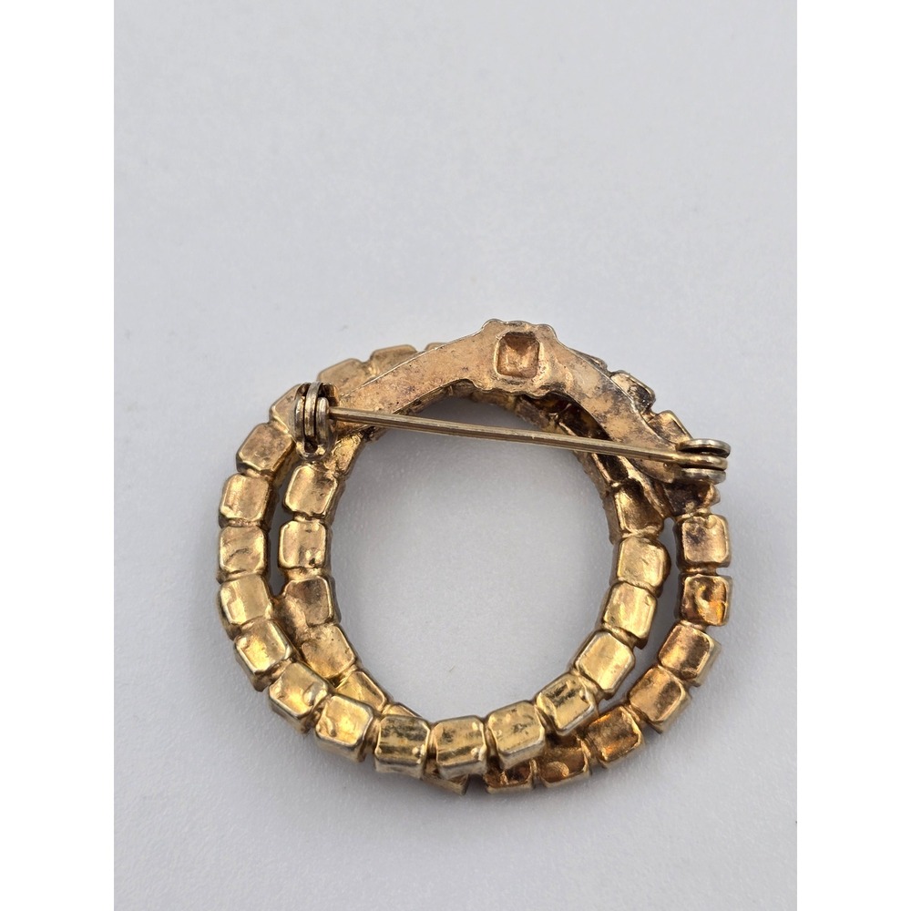 Vintage Gold Tone Interlocking Double Circle Rhinestone Brooch Pin Red Clear - Picture 3 of 6